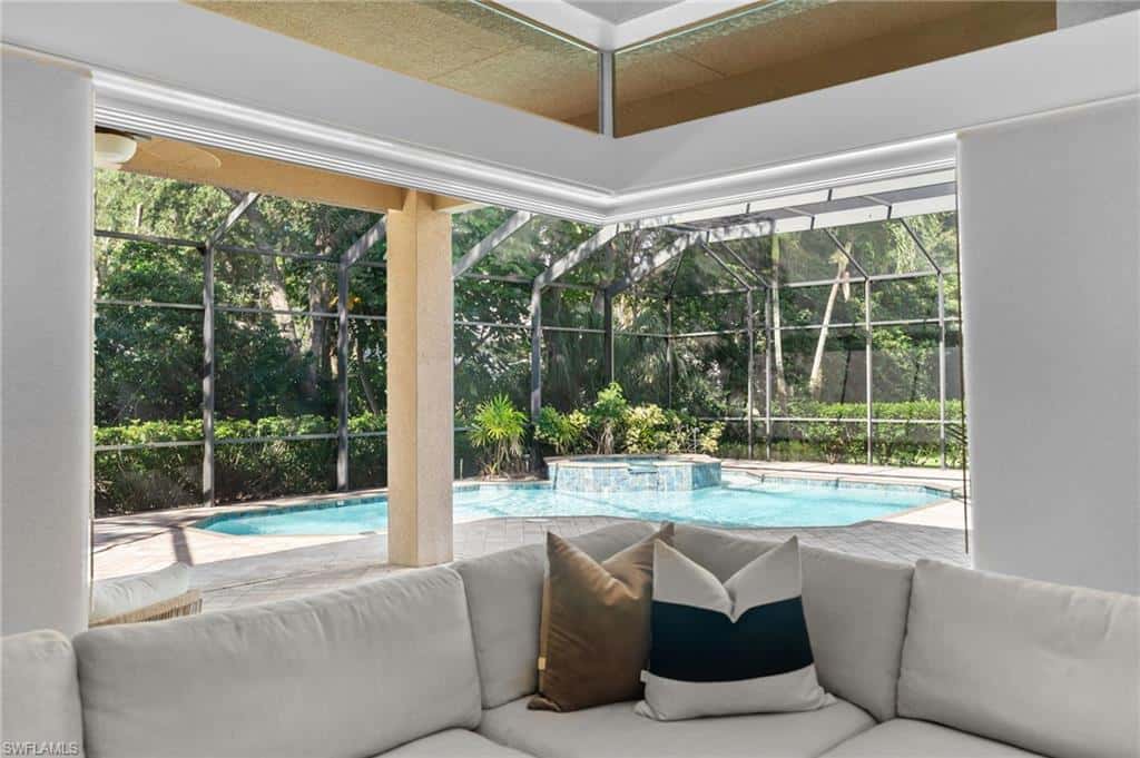 480 Terracina Way, Naples, photo 16