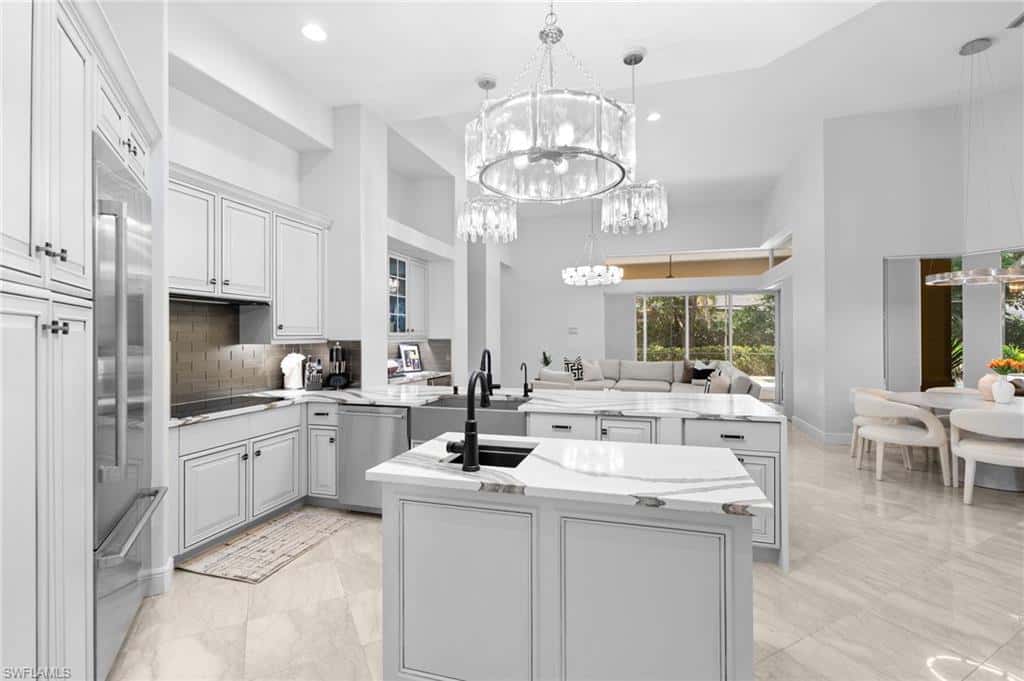 480 Terracina Way, Naples, photo 22