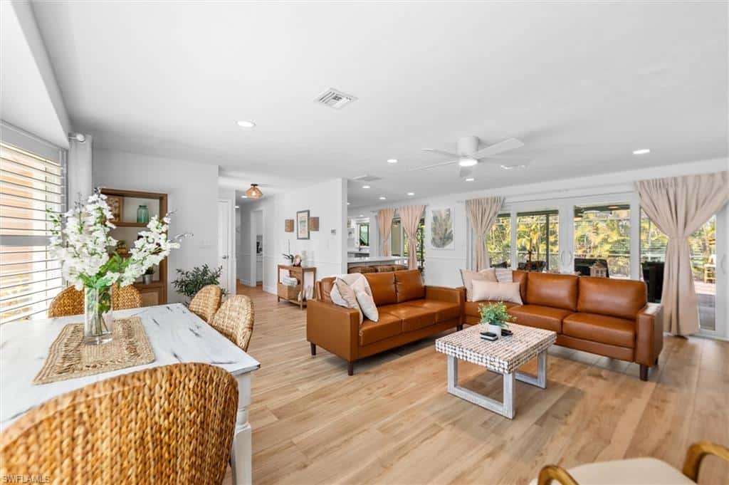 9428 Moonlight Dr, Sanibel, photo 6