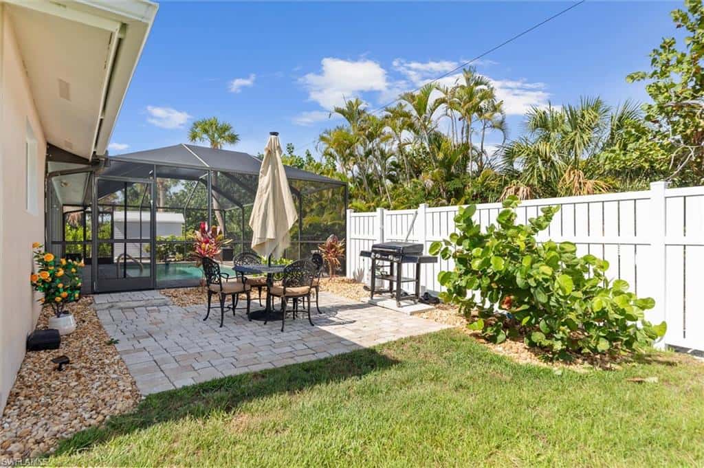9428 Moonlight Dr, Sanibel, photo 30
