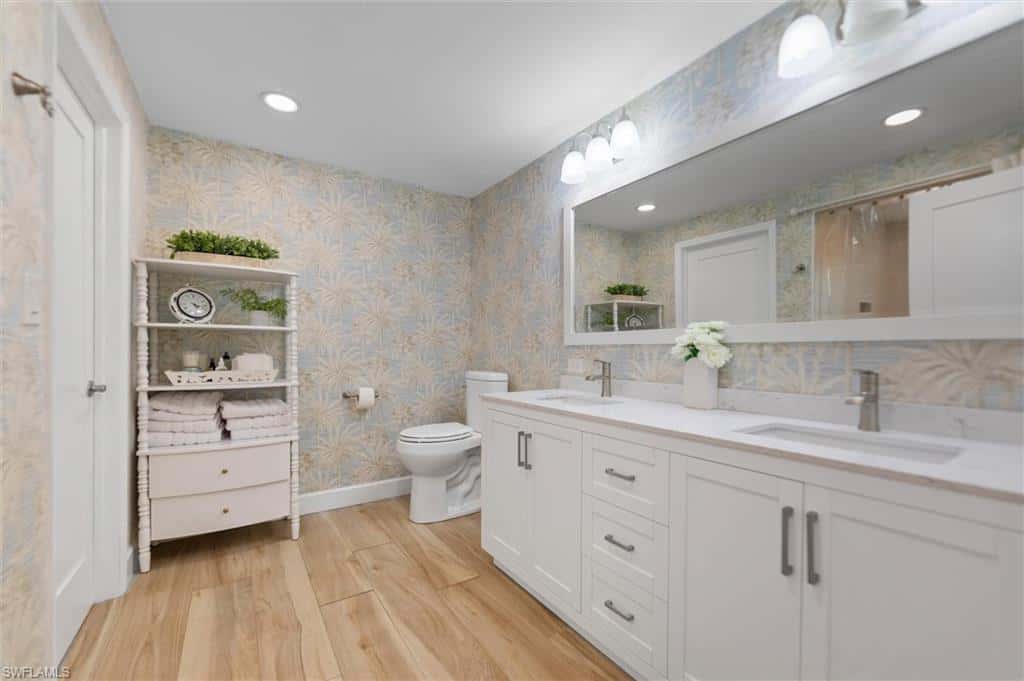 9428 Moonlight Dr, Sanibel, photo 15