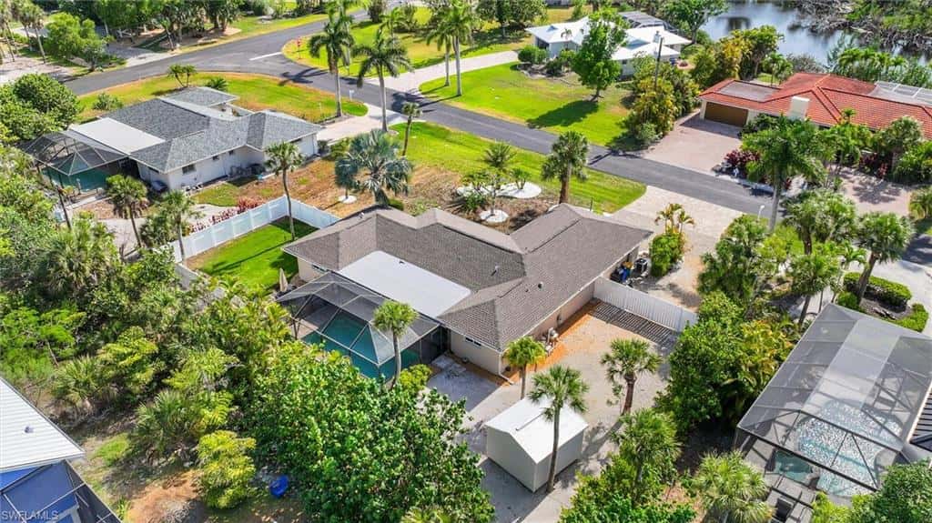 9428 Moonlight Dr, Sanibel, photo 39