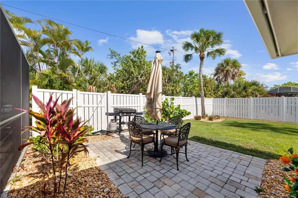 9428 Moonlight Dr, Sanibel, photo 29
