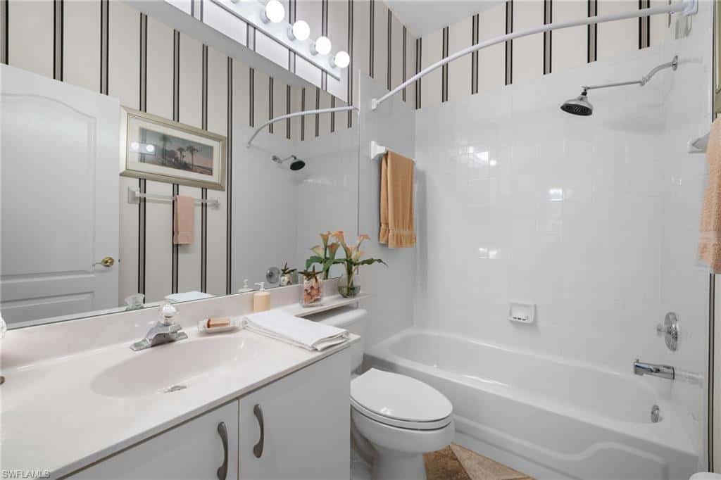 221 Sunrise Cay #203, Naples, photo 17