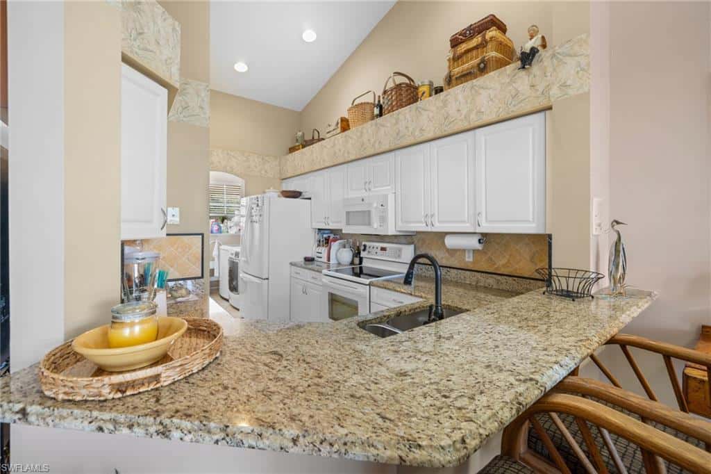 221 Sunrise Cay #203, Naples, photo 9