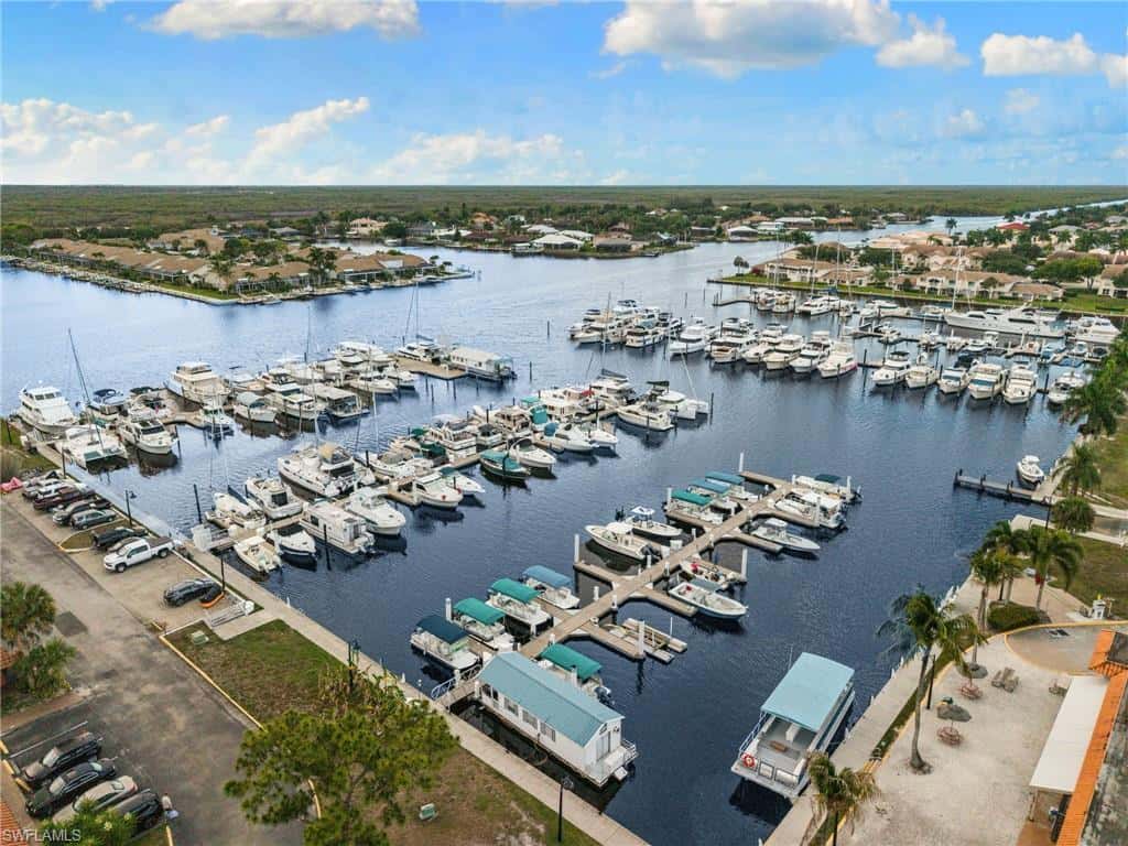 221 Sunrise Cay #203, Naples, photo 35