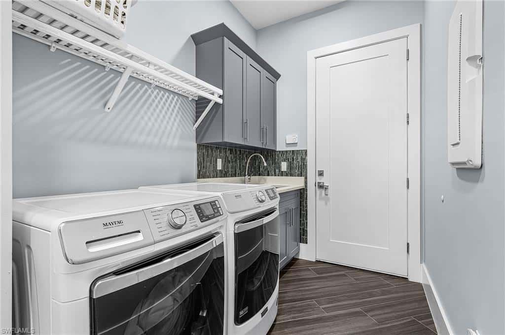 8800 Woodgate Manor Ct, Fort Myers, photo 20