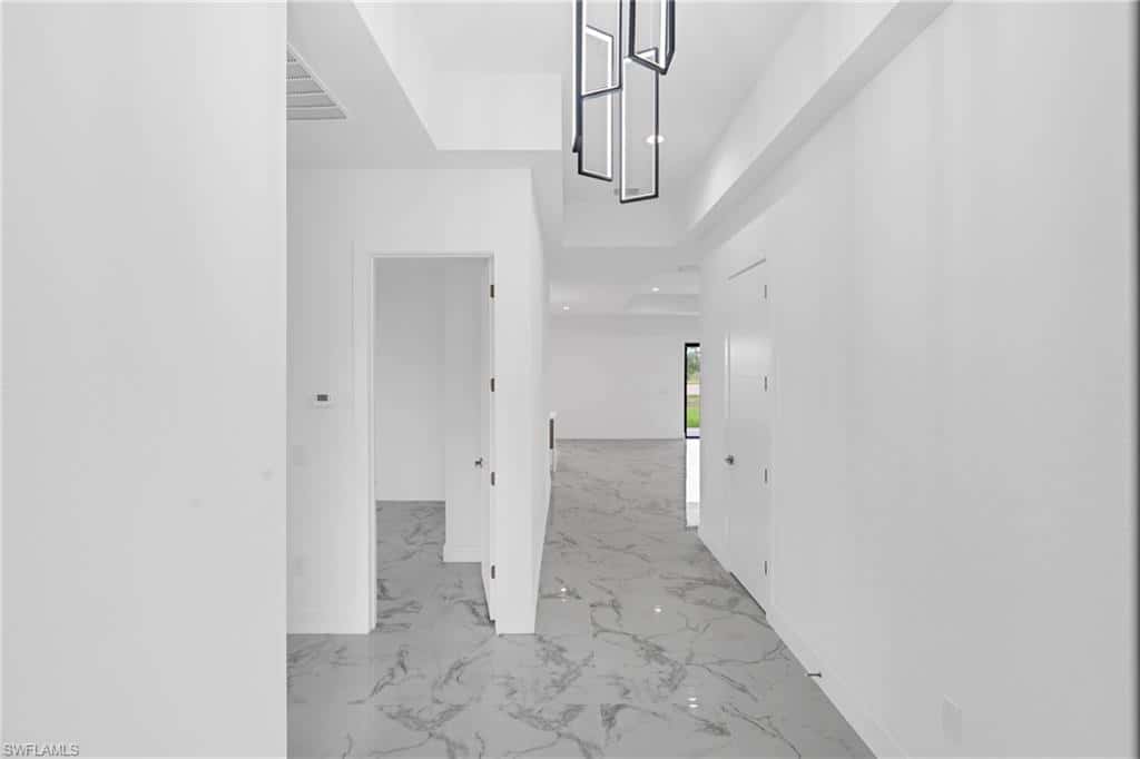 6037 Moss Cir, Labelle, photo 9
