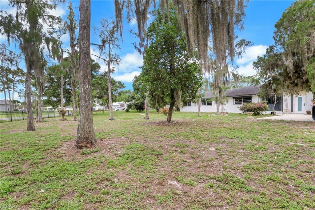 27126 Rue De Paix, Bonita Springs, photo 38
