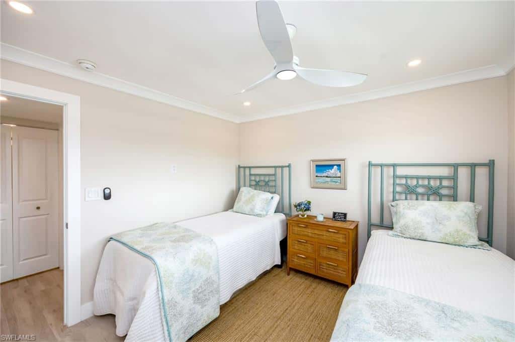 29 High Point Cir #403, Naples, photo 27