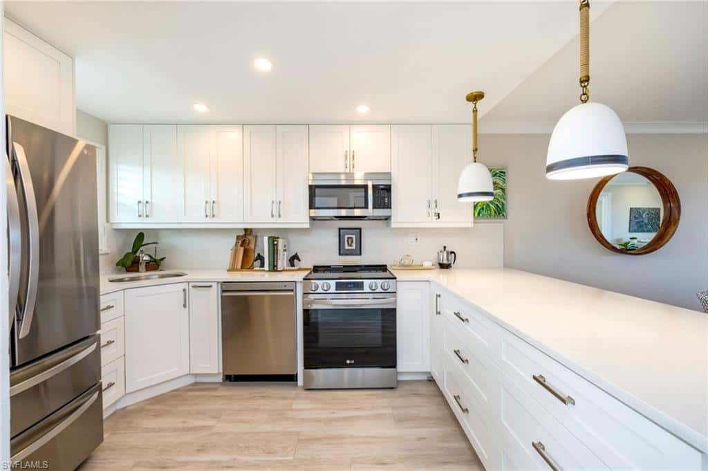 29 High Point Cir #403, Naples, photo 5