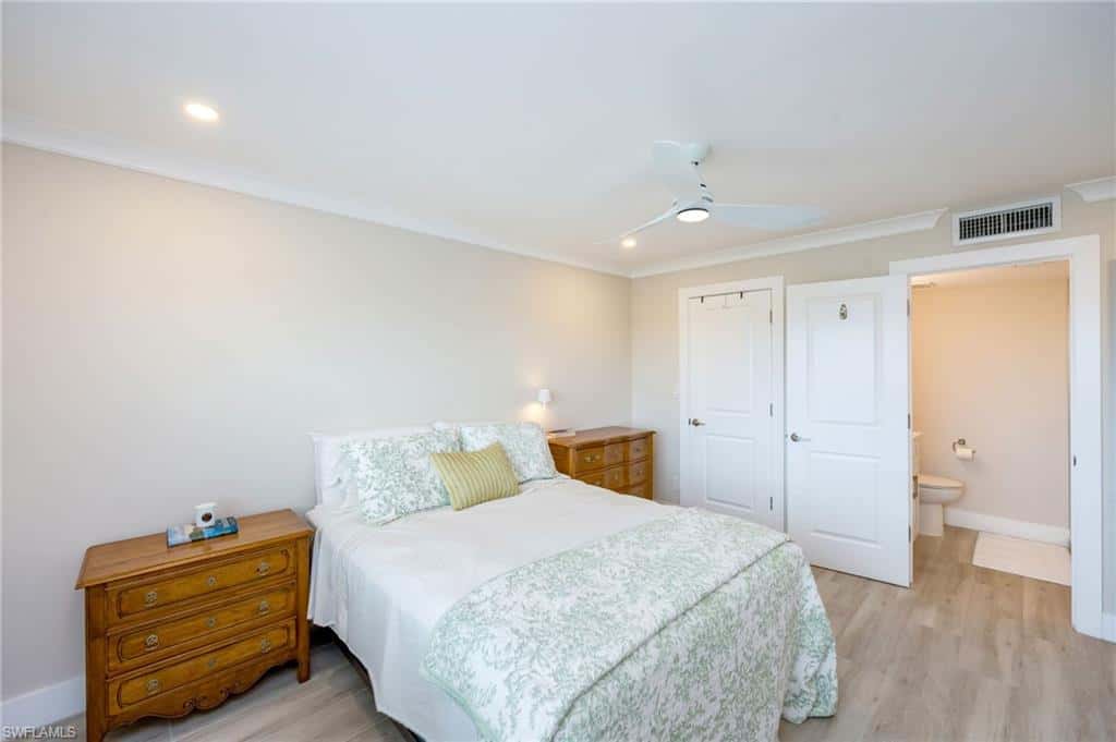 29 High Point Cir #403, Naples, photo 20