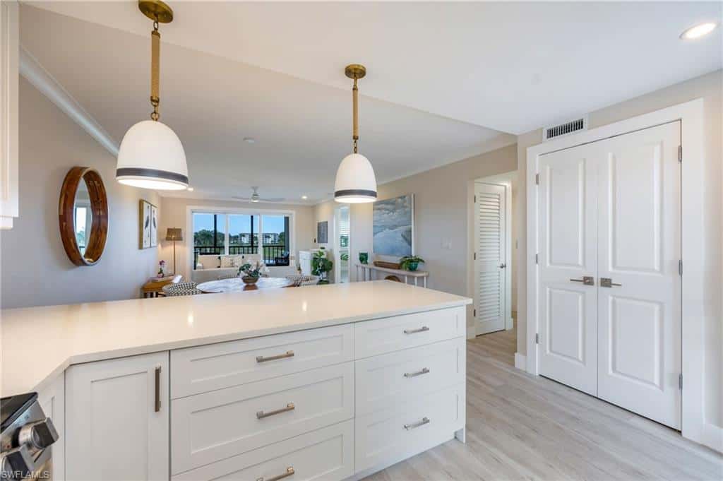 29 High Point Cir #403, Naples, photo 9
