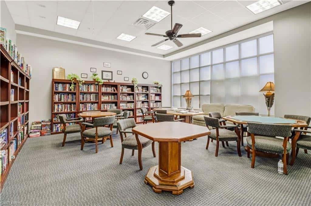 29 High Point Cir #403, Naples, photo 48