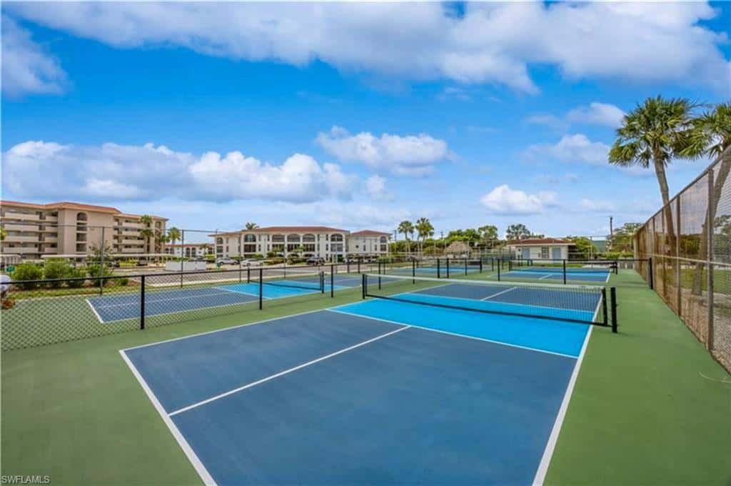 29 High Point Cir #403, Naples, photo 44