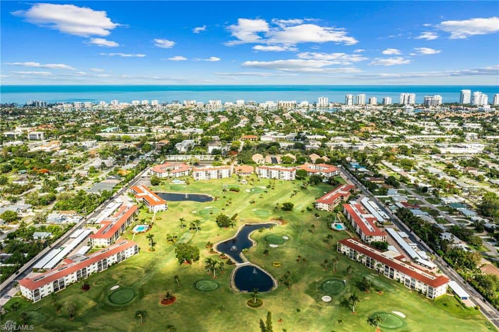 29 High Point Cir #403, Naples, photo 35