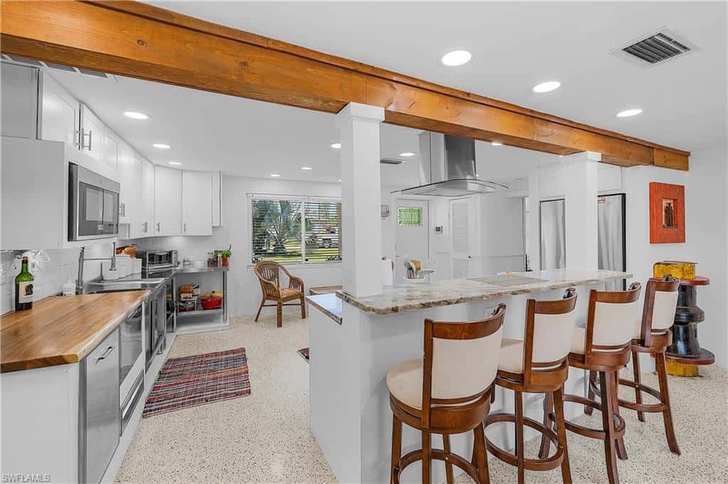 5387 Marina Dr, Bokeelia, photo 4