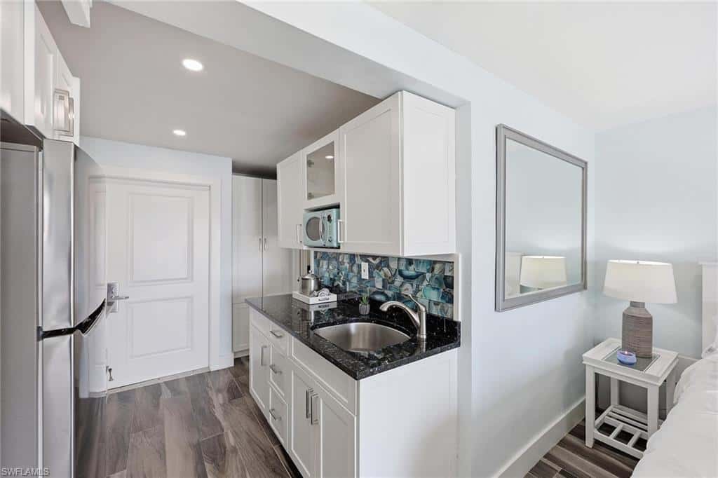 900 Broad Ave #125, Naples, photo 6