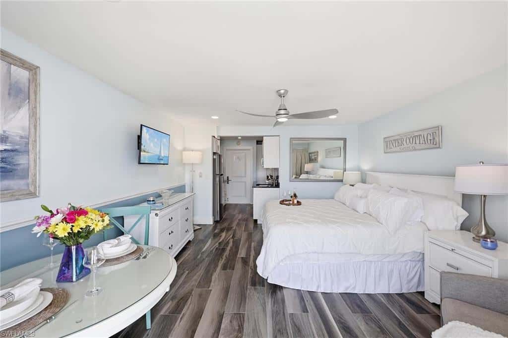 900 Broad Ave #125, Naples, photo 4