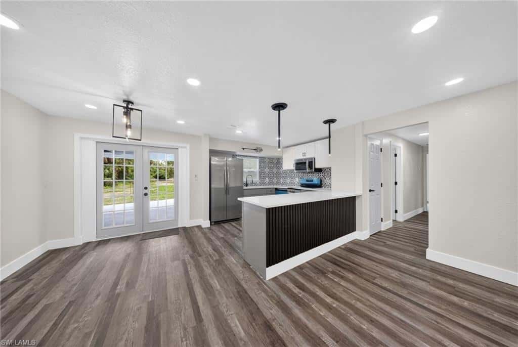 280 1st St, Naples, photo 16