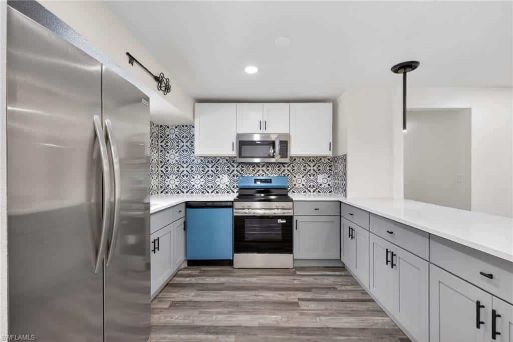 280 1st St, Naples, photo 18