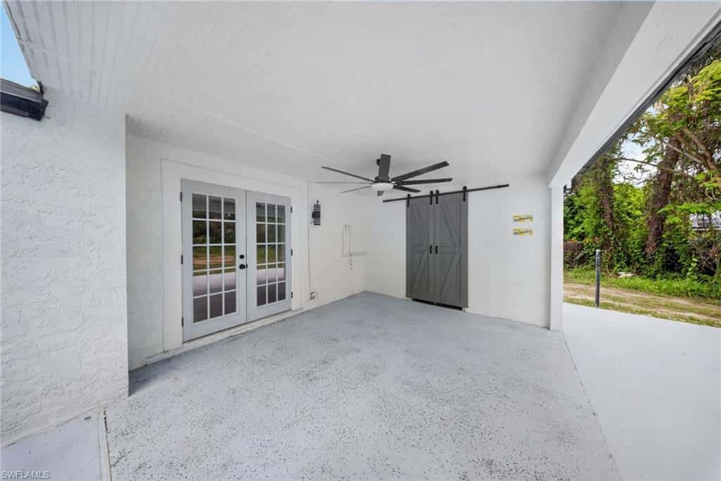 280 1st St, Naples, photo 37