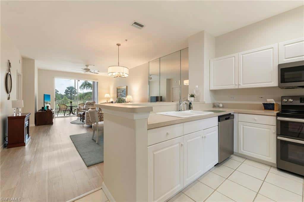 8247 Parkstone Pl #206, Naples, photo 8