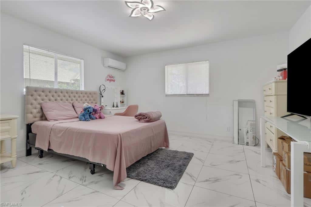 521 31st St, Naples, photo 19