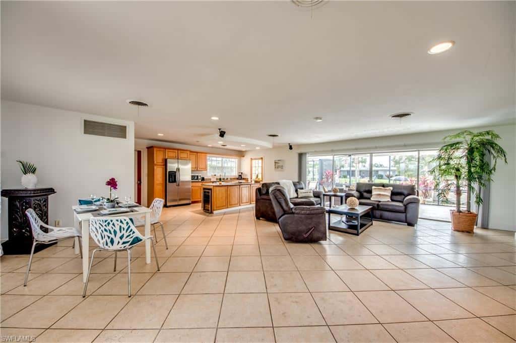 5359 Majestic Ct, Cape Coral, photo 4
