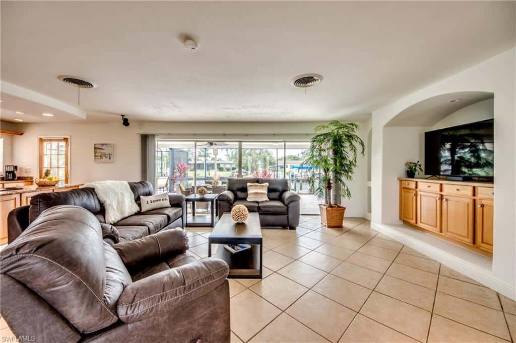 5359 Majestic Ct, Cape Coral, photo 8