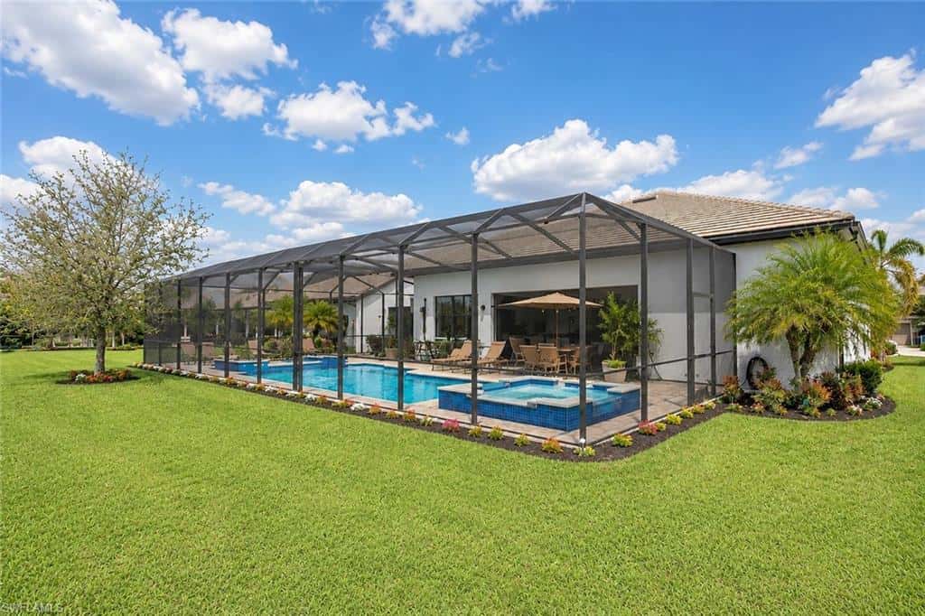 7478 Winding Cypress Dr, Naples, photo 35