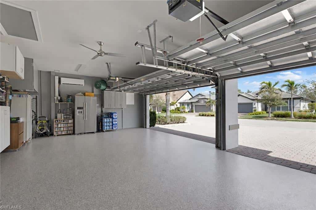 7478 Winding Cypress Dr, Naples, photo 31