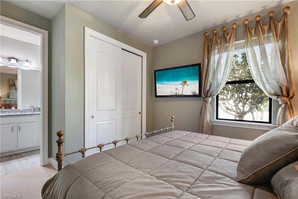 7478 Winding Cypress Dr, Naples, photo 25