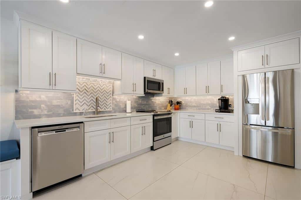 28432 Highgate Dr, Bonita Springs, photo 17