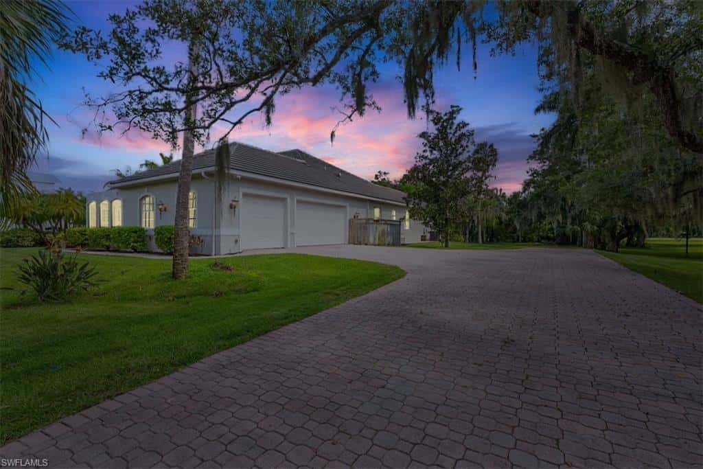 12800 Treeline Ct, North Fort Myers, photo 4
