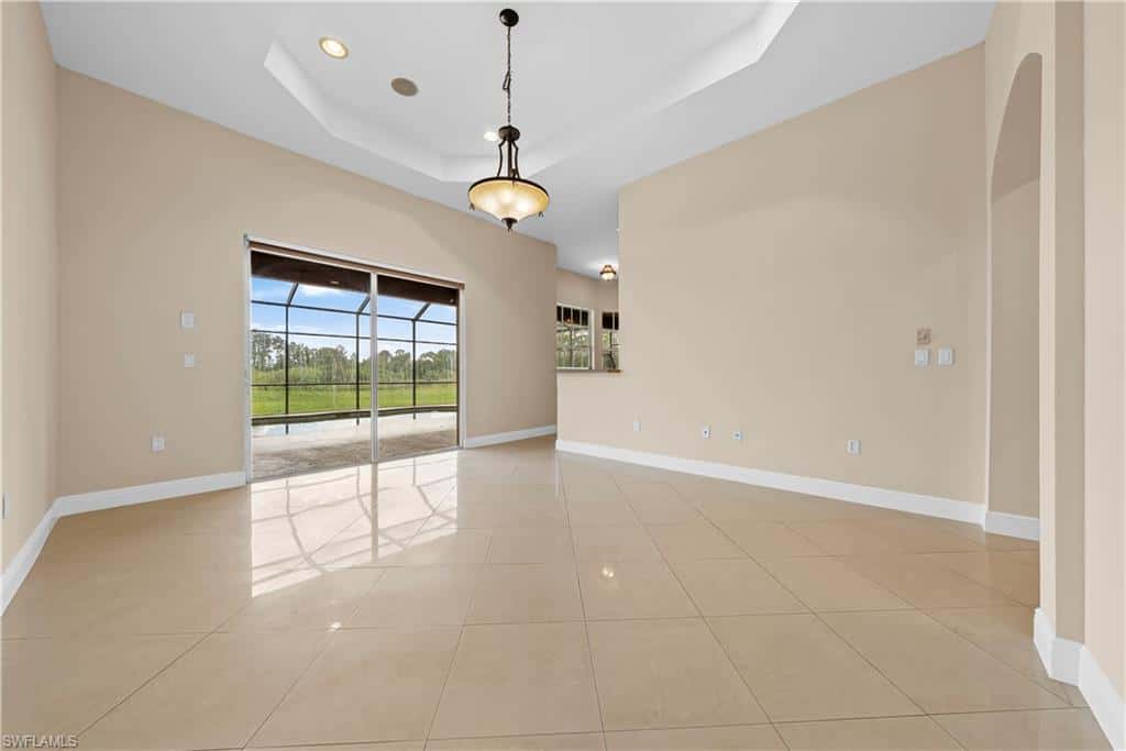 680 Mirror Lakes Ct, Lehigh Acres, photo 13