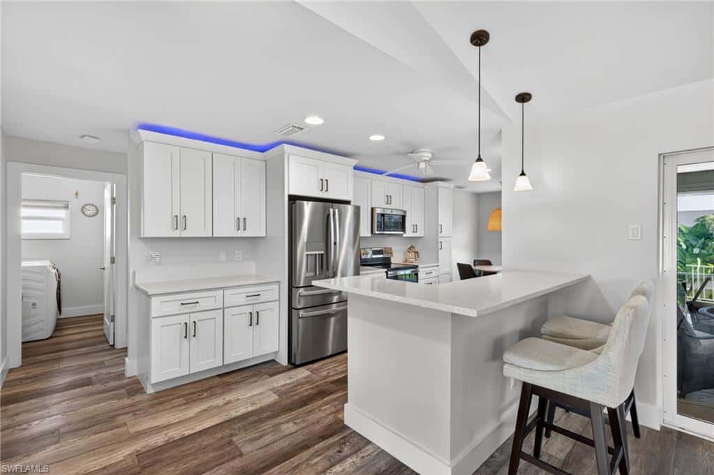 3359 Barra Cir, Sanibel, photo 10