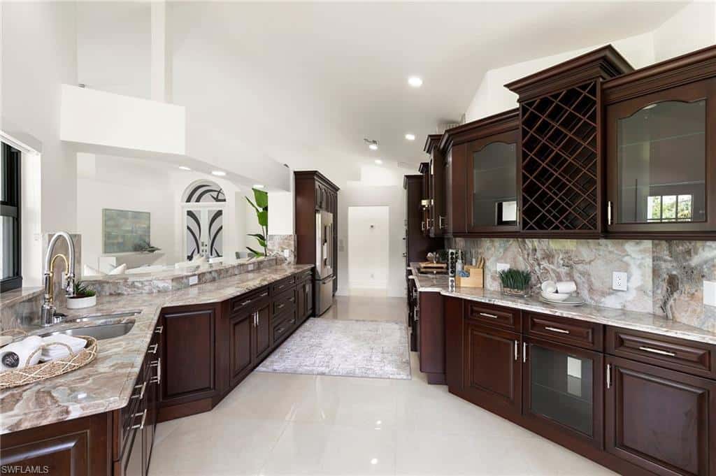 221 10th St, Naples, photo 12