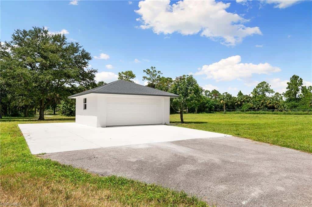 221 10th St, Naples, photo 37