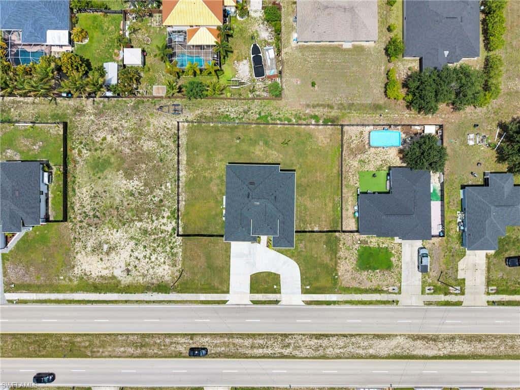 914 Chiquita Blvd, Cape Coral, photo 8