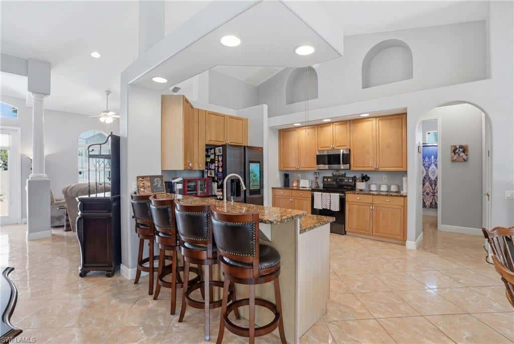 219 Gleason Pkwy, Cape Coral, photo 13