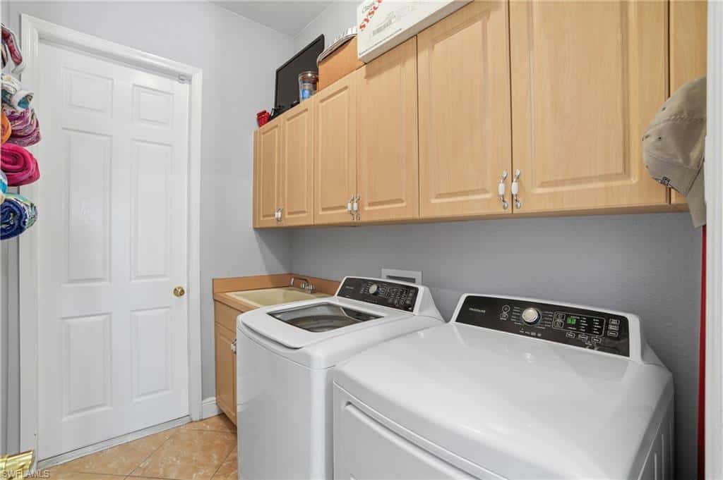 219 Gleason Pkwy, Cape Coral, photo 28