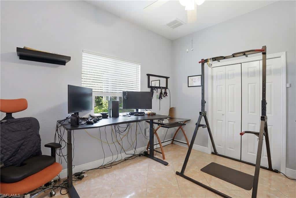219 Gleason Pkwy, Cape Coral, photo 24