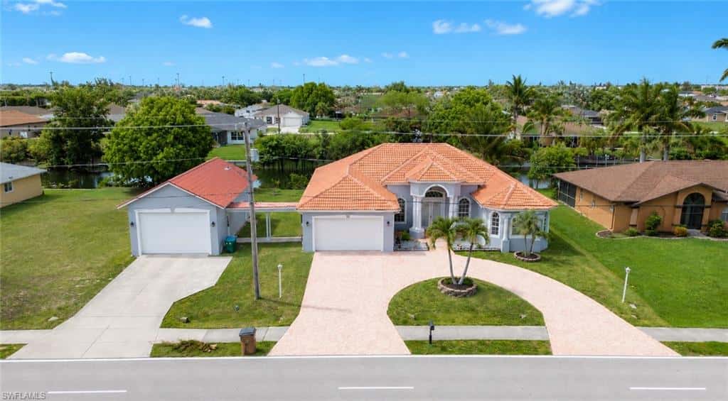 219 Gleason Pkwy, Cape Coral, photo 45