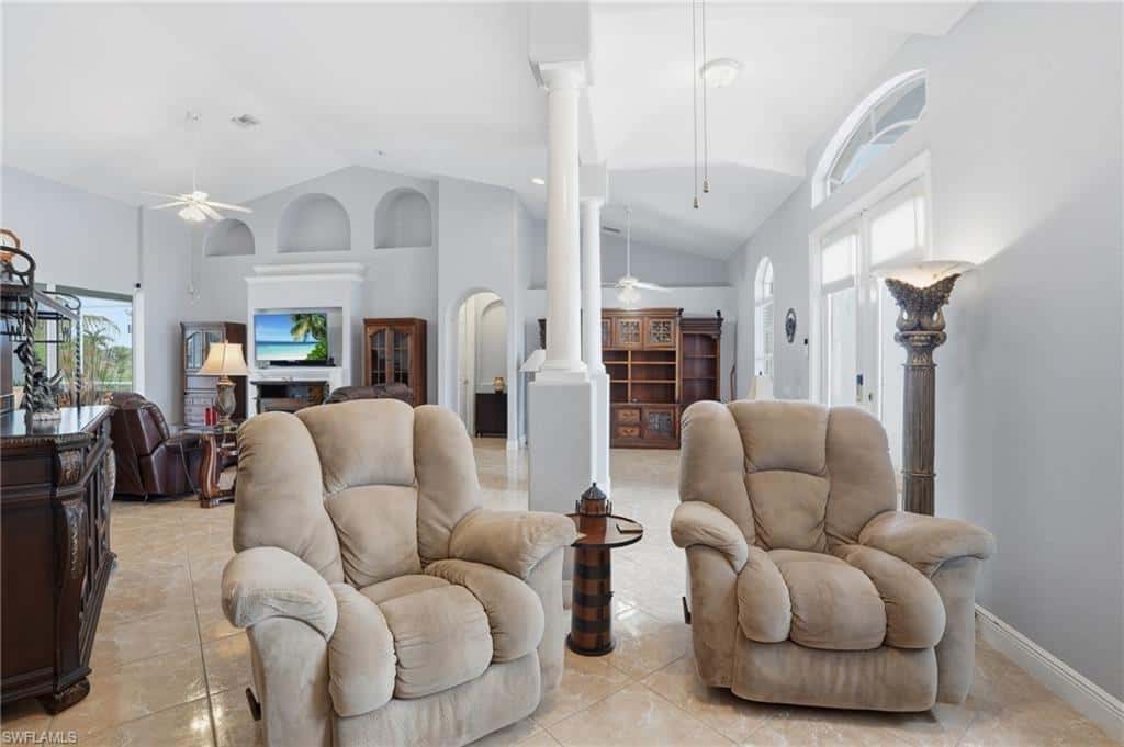 219 Gleason Pkwy, Cape Coral, photo 8