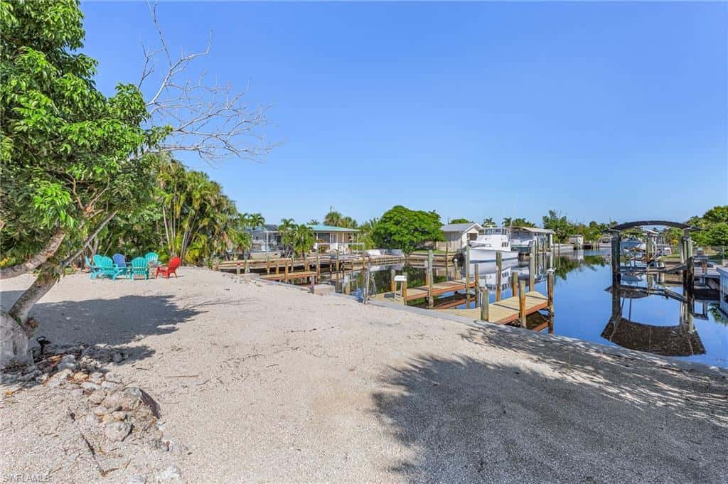 7380 Barrancas Ave, Bokeelia, photo 12