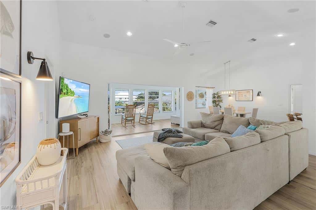 7380 Barrancas Ave, Bokeelia, photo 37