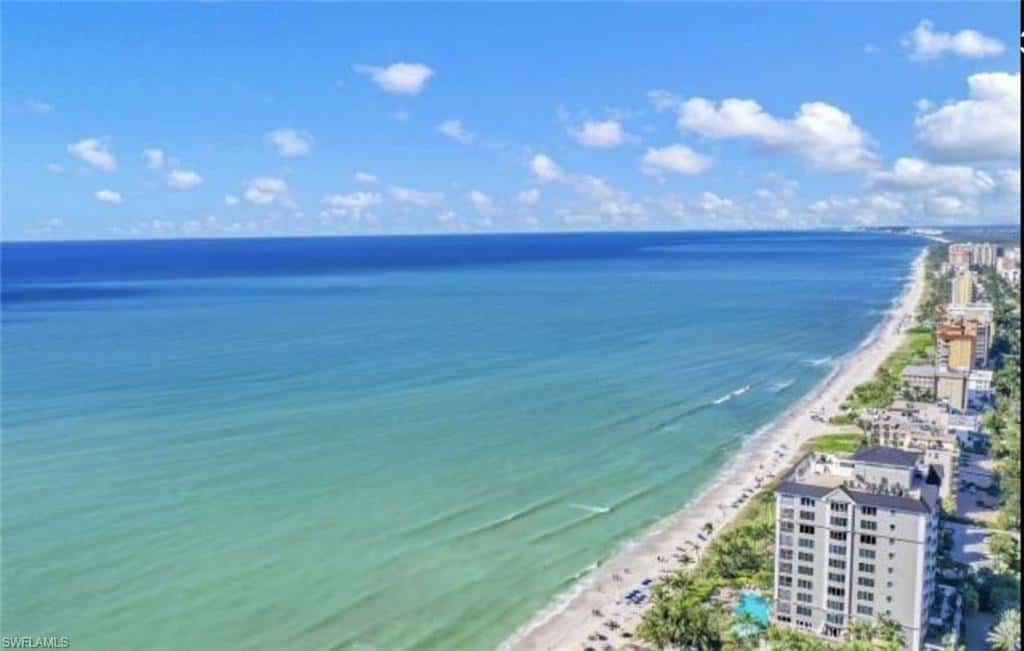 547 Beachwalk Cir, Naples, photo 15