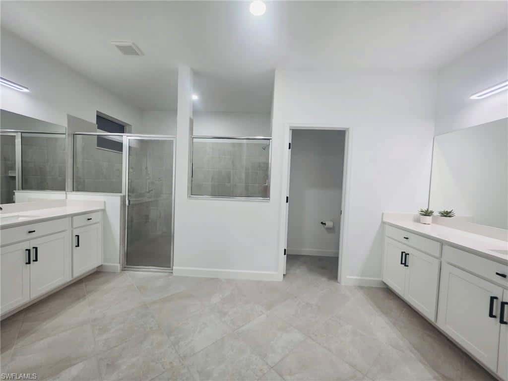 9230 Aqua Overlook Ct, Lehigh Acres, photo 7