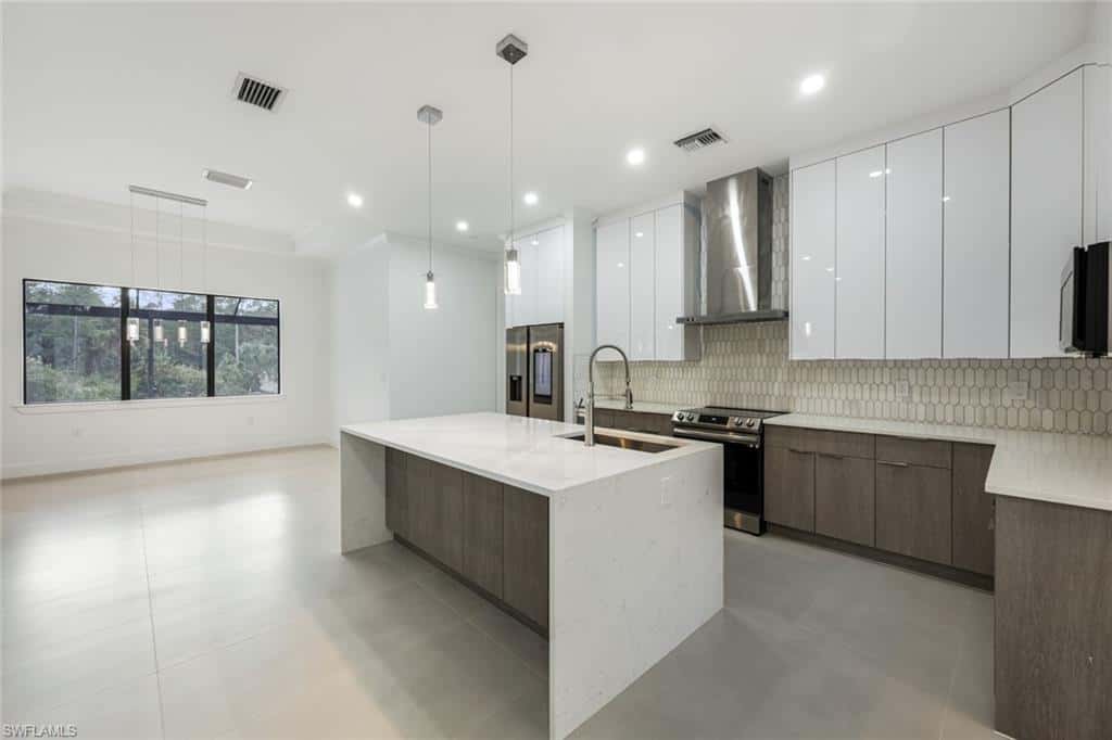 2806 Golden Gate Blvd, Naples, photo 12
